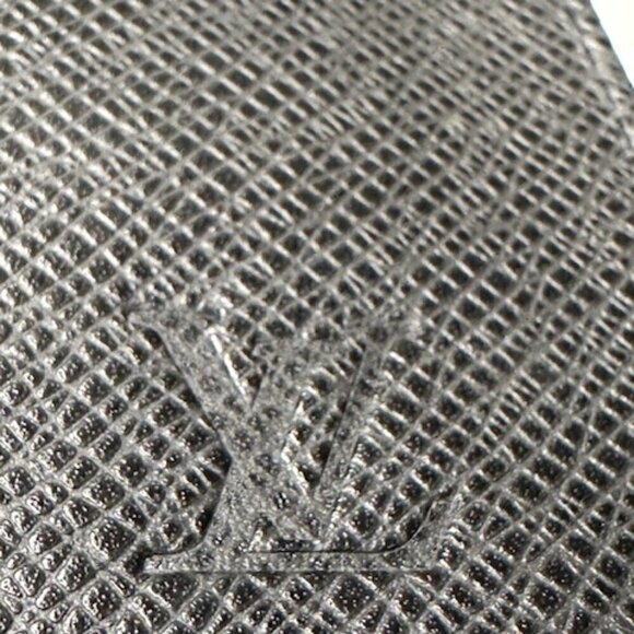 Louis Vuitton  LV Black Taiga Leather Selenga Clutch Wristlet + COA - Picture 7 of 13